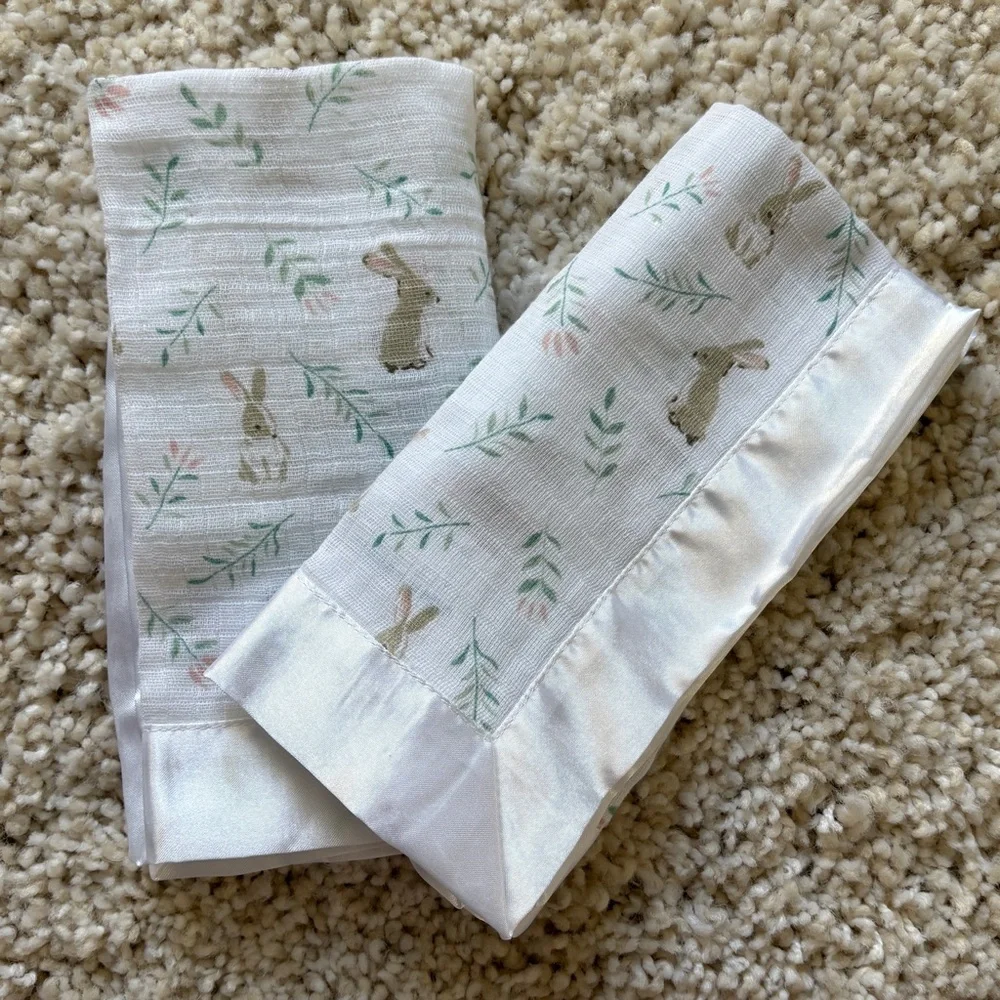 Aden + Anais Essentials Classic Lovey, Cotton Muslin Bunny Burp Cloth New Unused